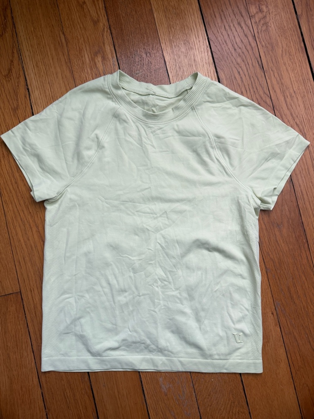 Vuori Light Green/Yellow Performance Top